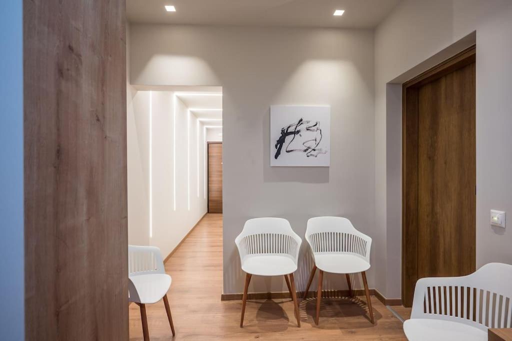 Amalia'S Luxury Apartment 2 イラクリオン エクステリア 写真