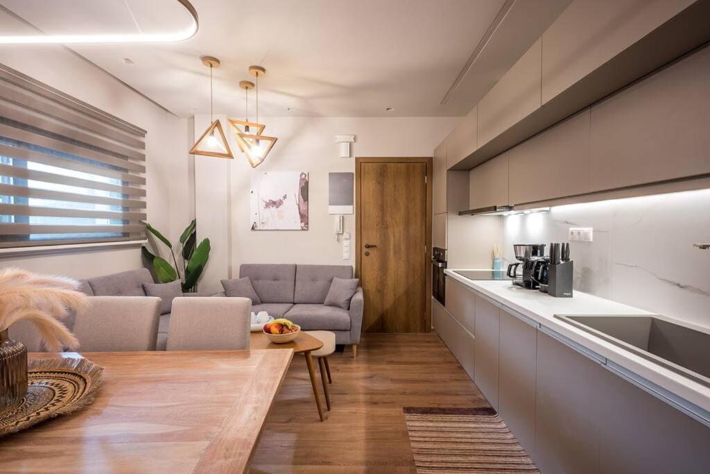Amalia'S Luxury Apartment 2 イラクリオン エクステリア 写真